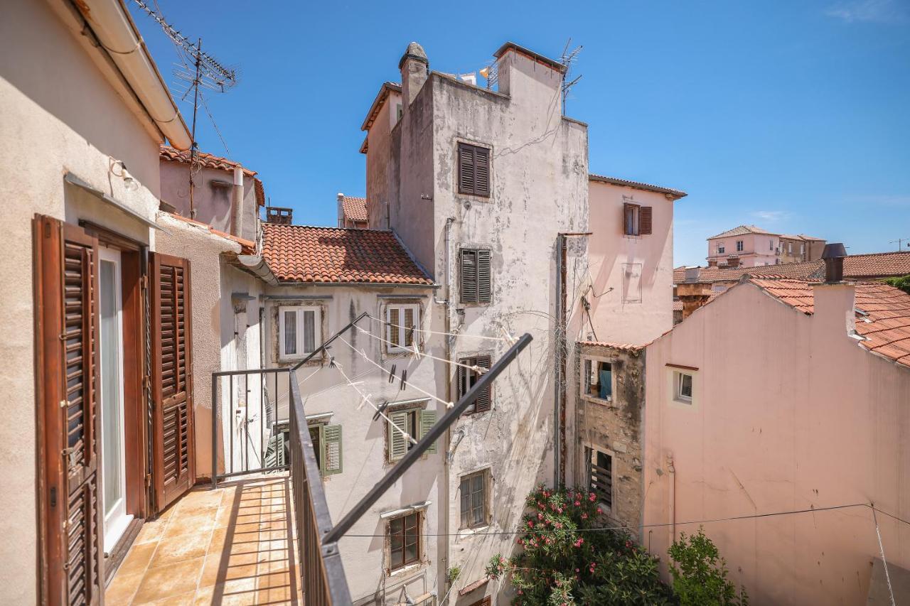 Two Bedroom Apartment In City Center Igor Zadar Exterior photo